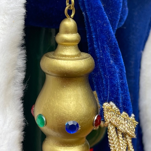 Wooden Nutcracker King 15" Blue Robe - Picture 5 of 13